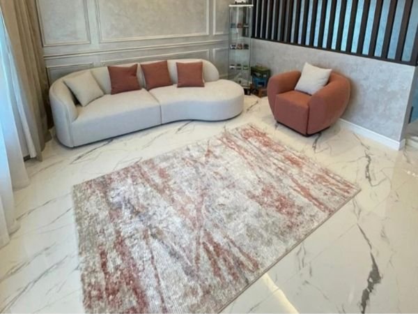 Elegant handmade rugs for Dubai homes