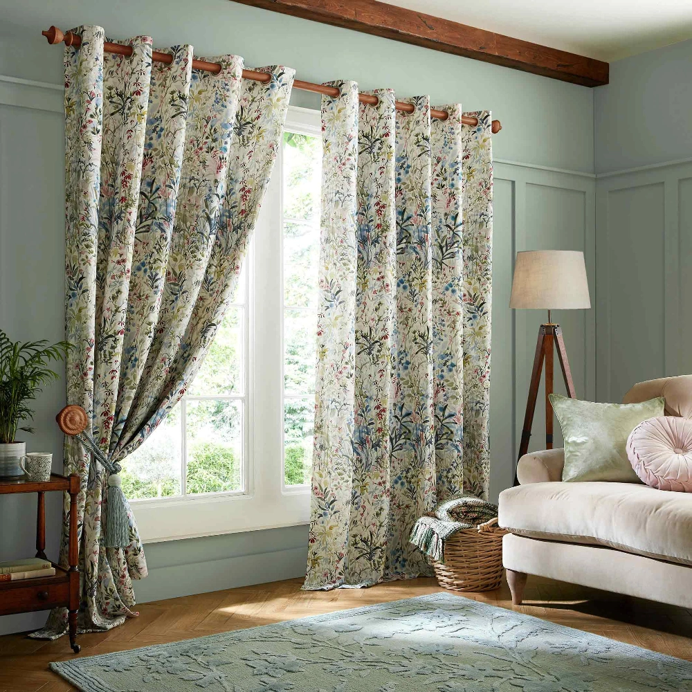 Modern Eyelet Curtains in Dubai