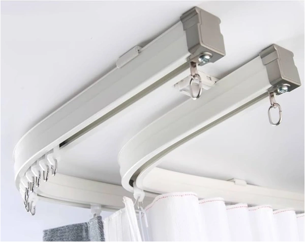 Bendable metal curtain tracks in Dubai