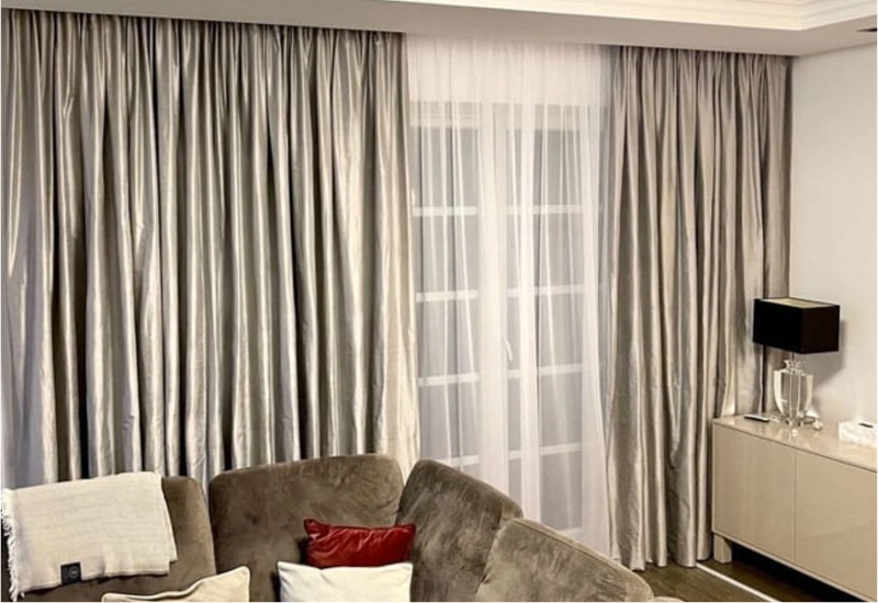 Best Silk Curtain Installation