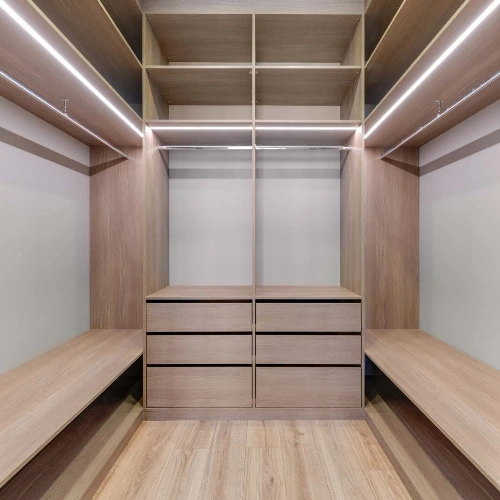 Custom bedroom wardrobe Dubai