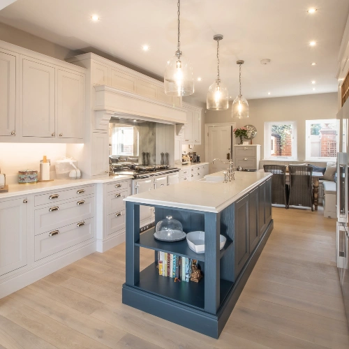 Custom kitchen cabinets installation