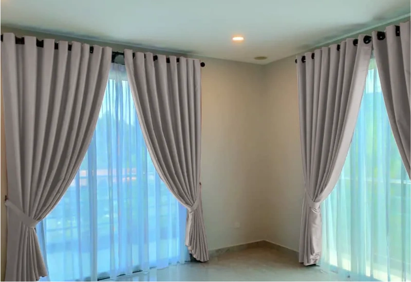 Stylish Eyelet Curtains Dubai