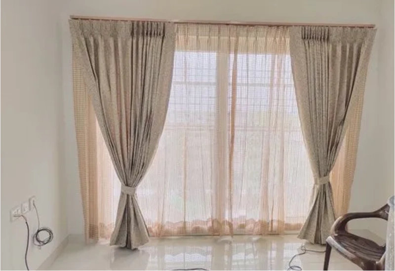 Elegant Eyelet Curtains Dubai