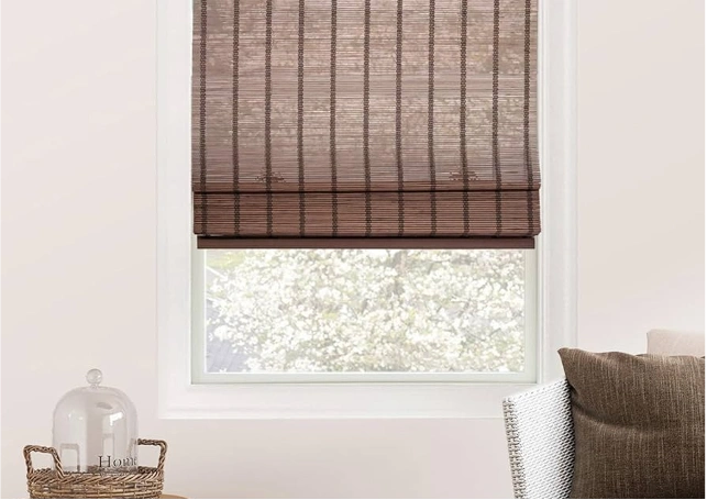 Adjustable Venetian bamboo blinds