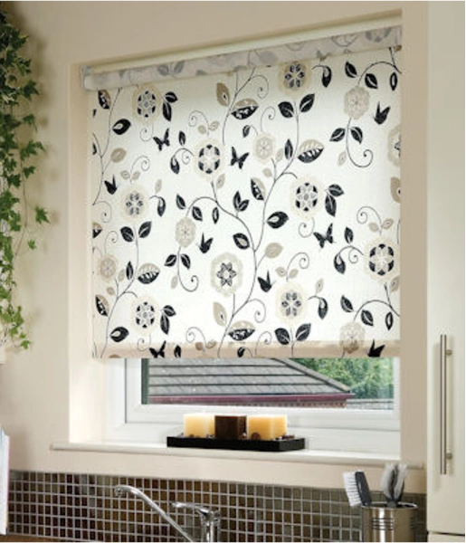 Custom blackout roller blinds