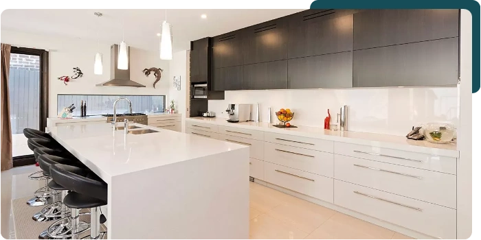 Luxury kitchen remodelling in Dubai