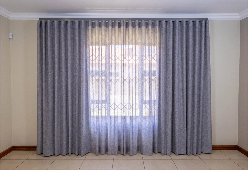 Modern Wave Curtains for Dubai Spaces