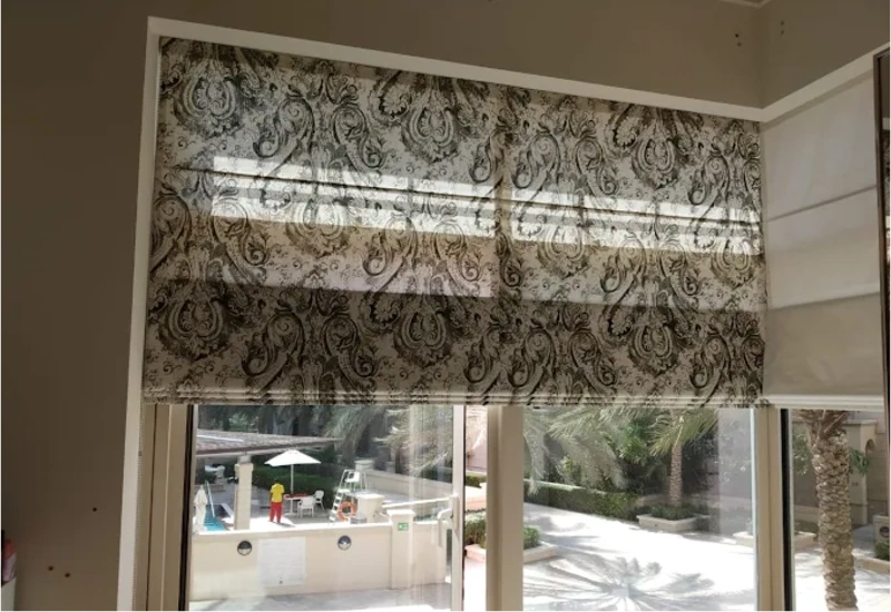 Modern window blinds install