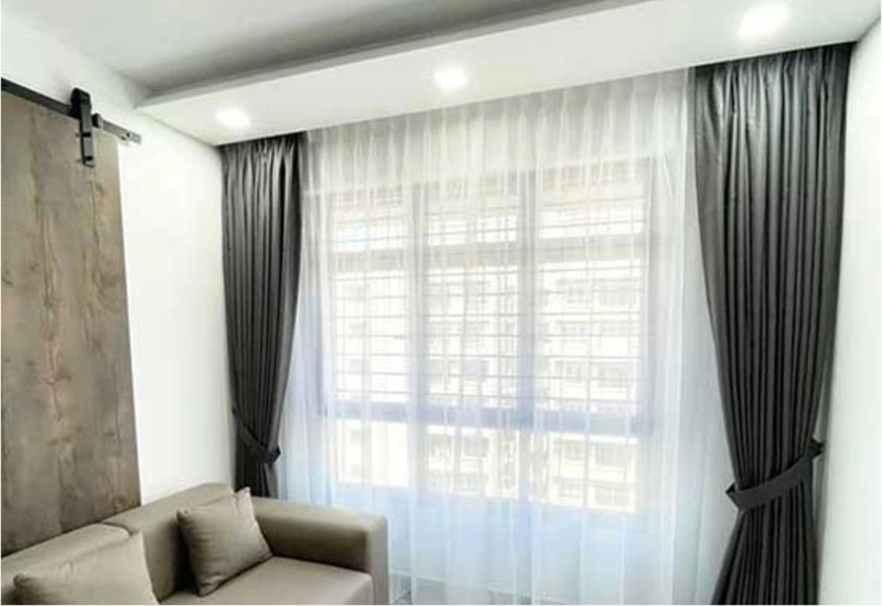 Modern Silk Curtain Installation