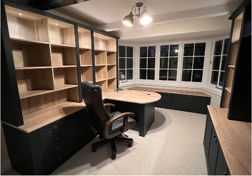 Tailored office furniture Dubai