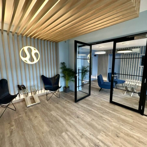 Vinyl office flooring Dubai