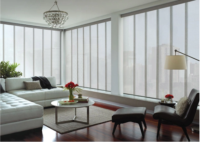 UV-blocking sunscreen panel blinds