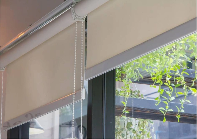Blackout blinds Dubai for privacy