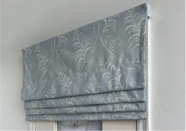 Hobbled Roman Blinds Look