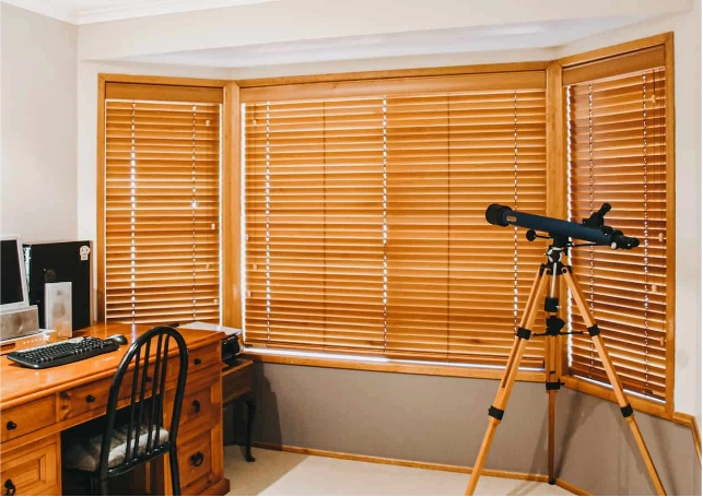 Natural wooden venetian blinds