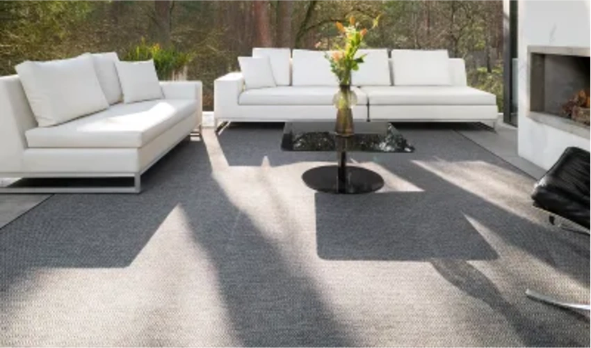 Tailored fit for outdoor surface