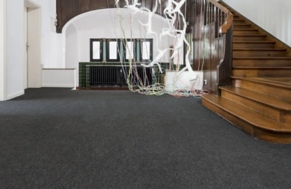 Heavy-duty needle punched carpet