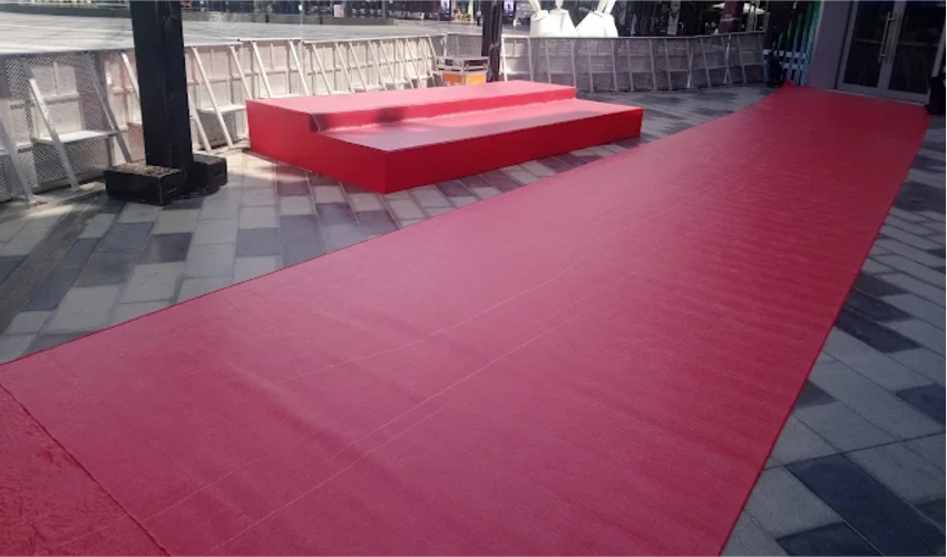 Elegant exhibition carpets Dubai