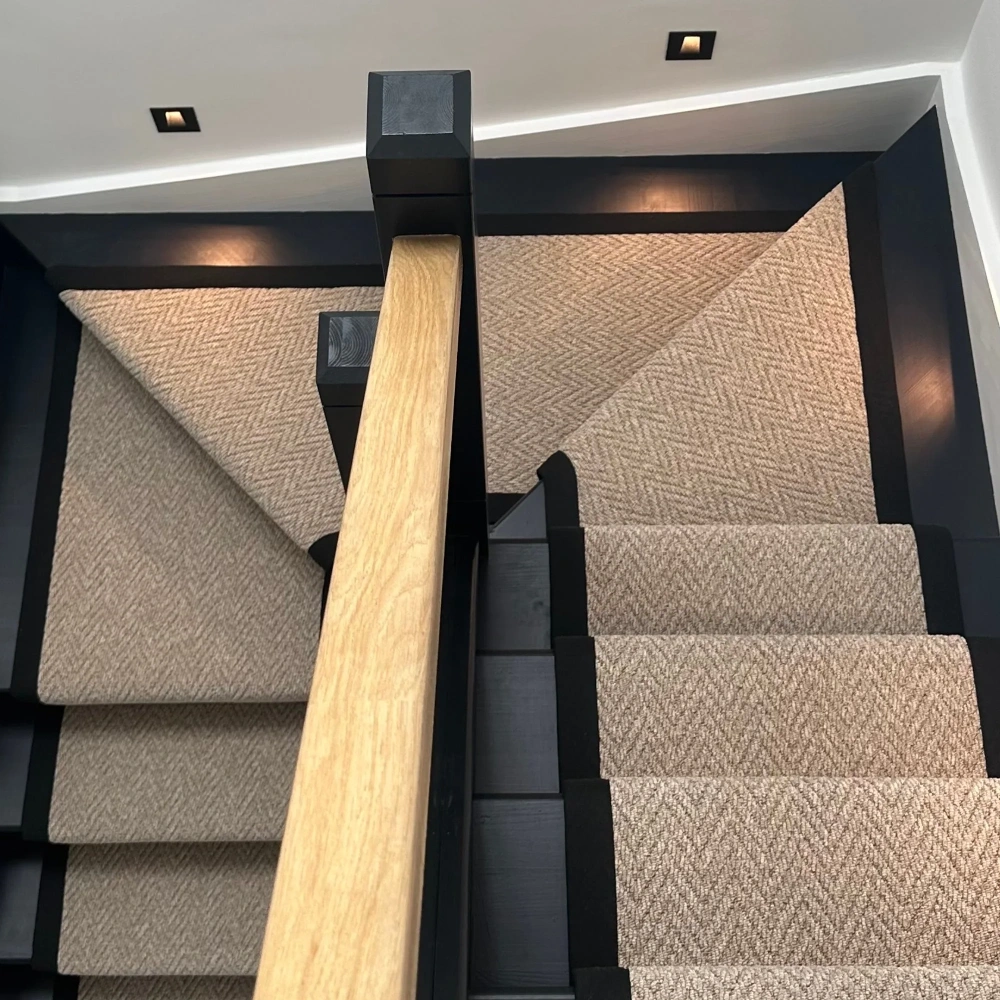Elegant stair carpets for home