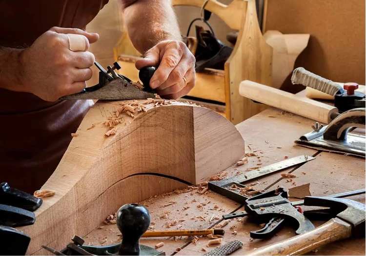 Skilled Carpenters Dubai UAE