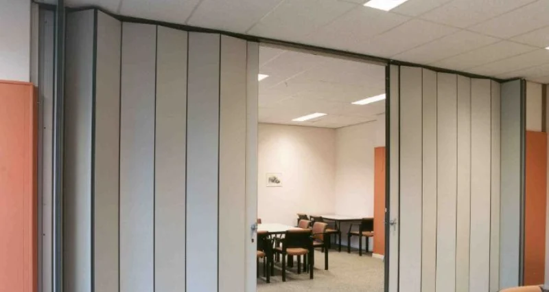 Modern foldable partition wall in Dubai interior
