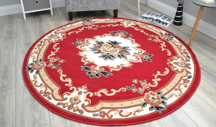Chic Round Rug