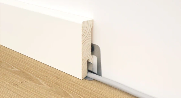 Modern minimal skirting trim