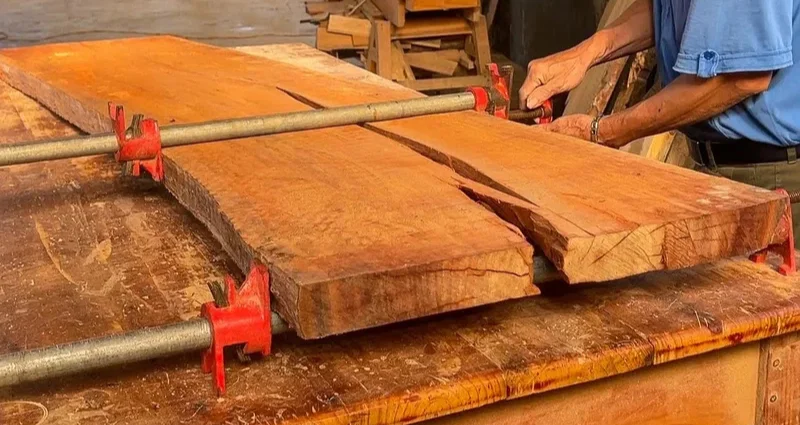 Wood Restoration Duabi