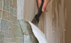 Wallpaper removal service offices Dubai